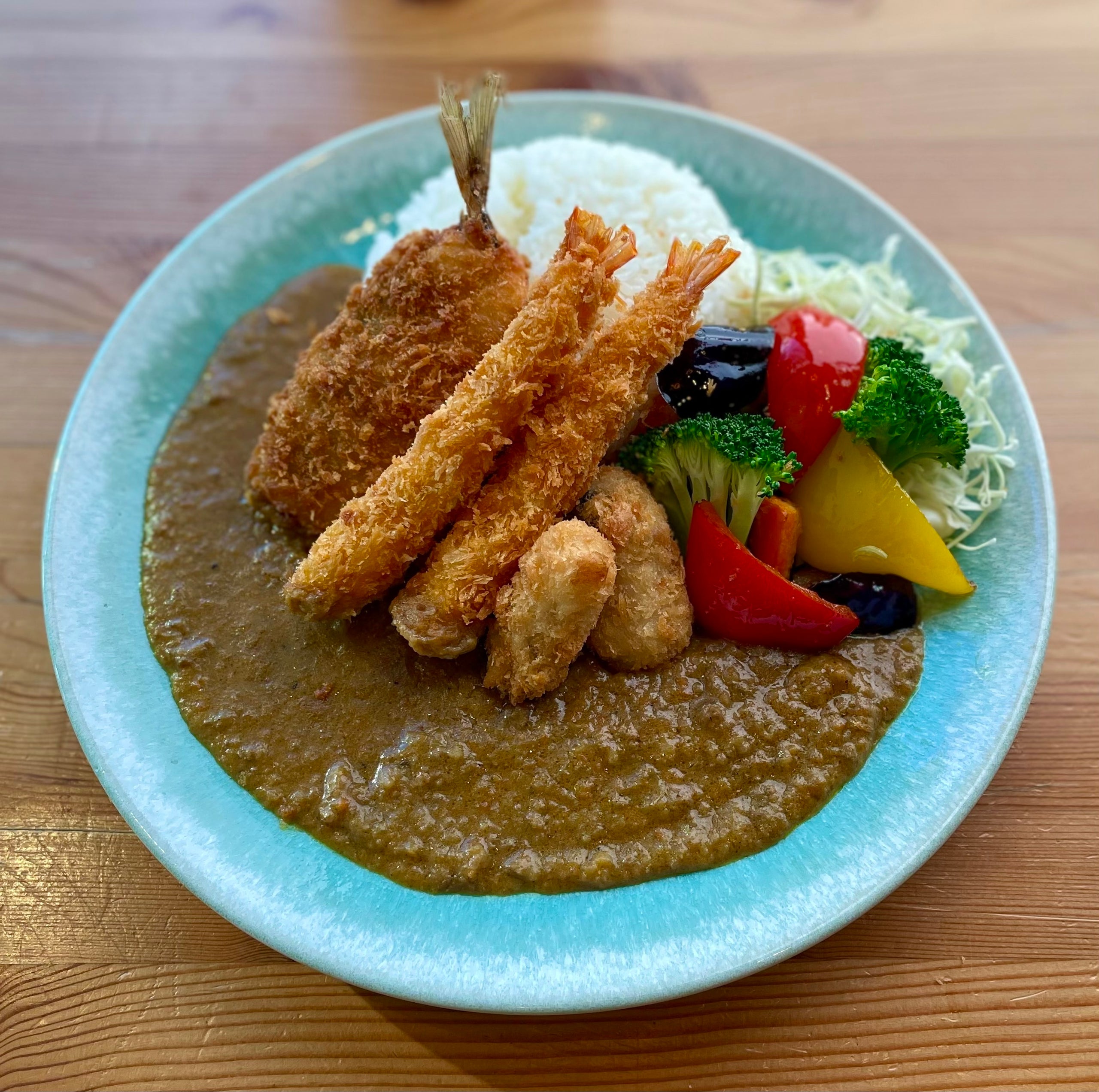 Seafood deluxe beef curry